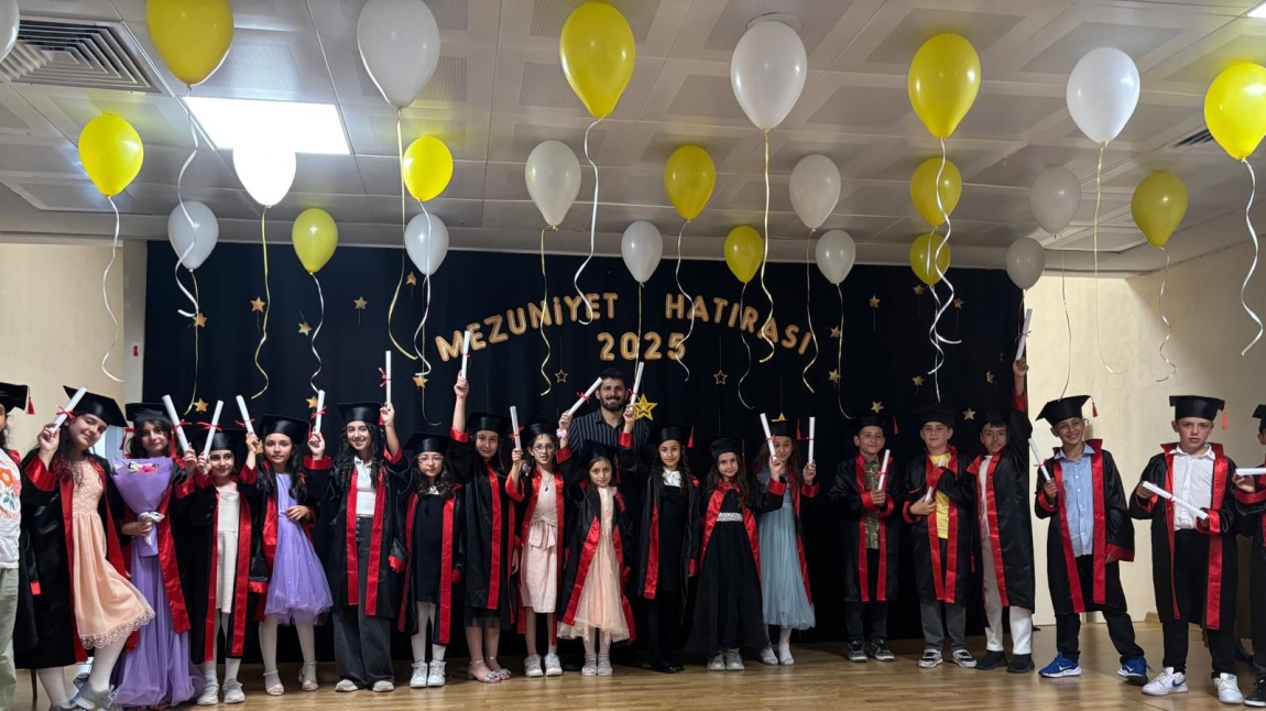 4/A SINIFIMIZIN MEZUNİYET TÖRENİ